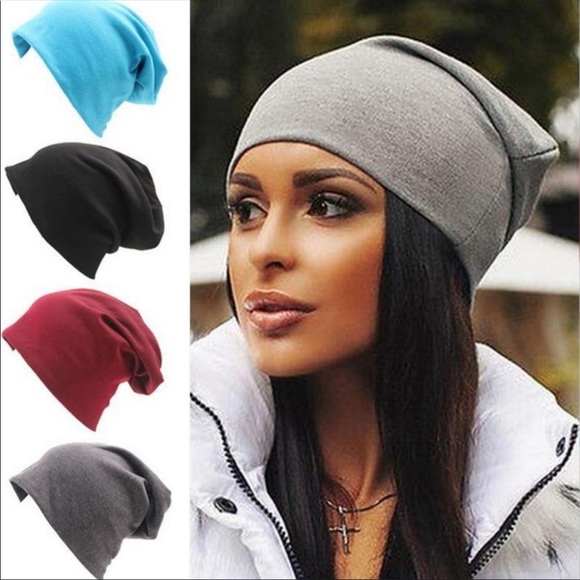 6 hats different colors 😉 - Picture 1 of 6